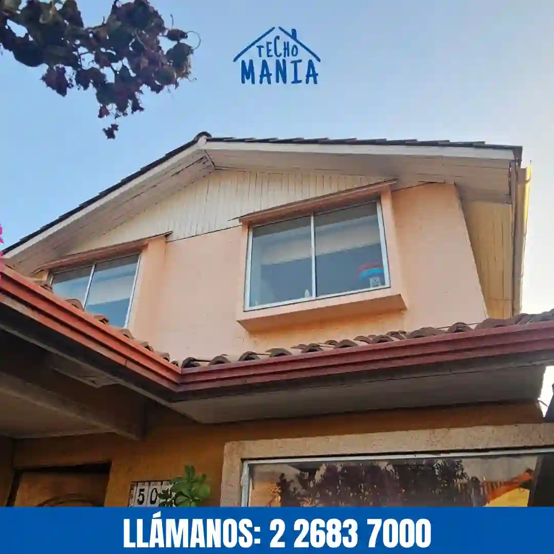 Aplicación de membrana impermeabilizante en azotea